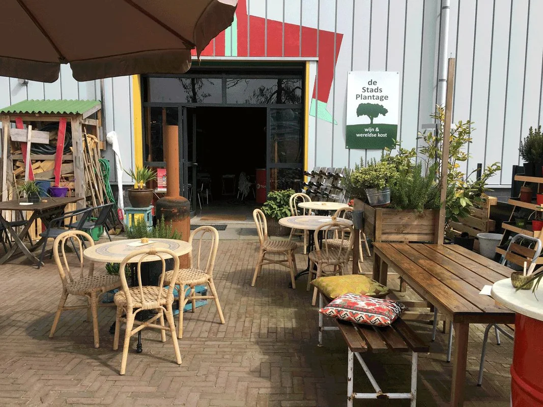 Naar buiten in Schoemaker Plantage